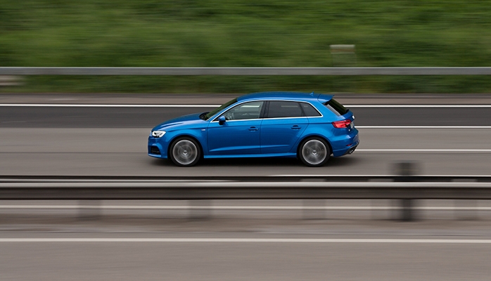 Véhicule de service : quand est-il considéré comme un avantage en nature ?